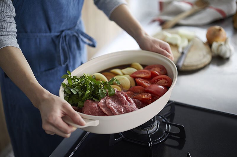 BRUNO 橢圓電熱鍋 Oval Hotplate - 粉米色(預計:9月到貨)