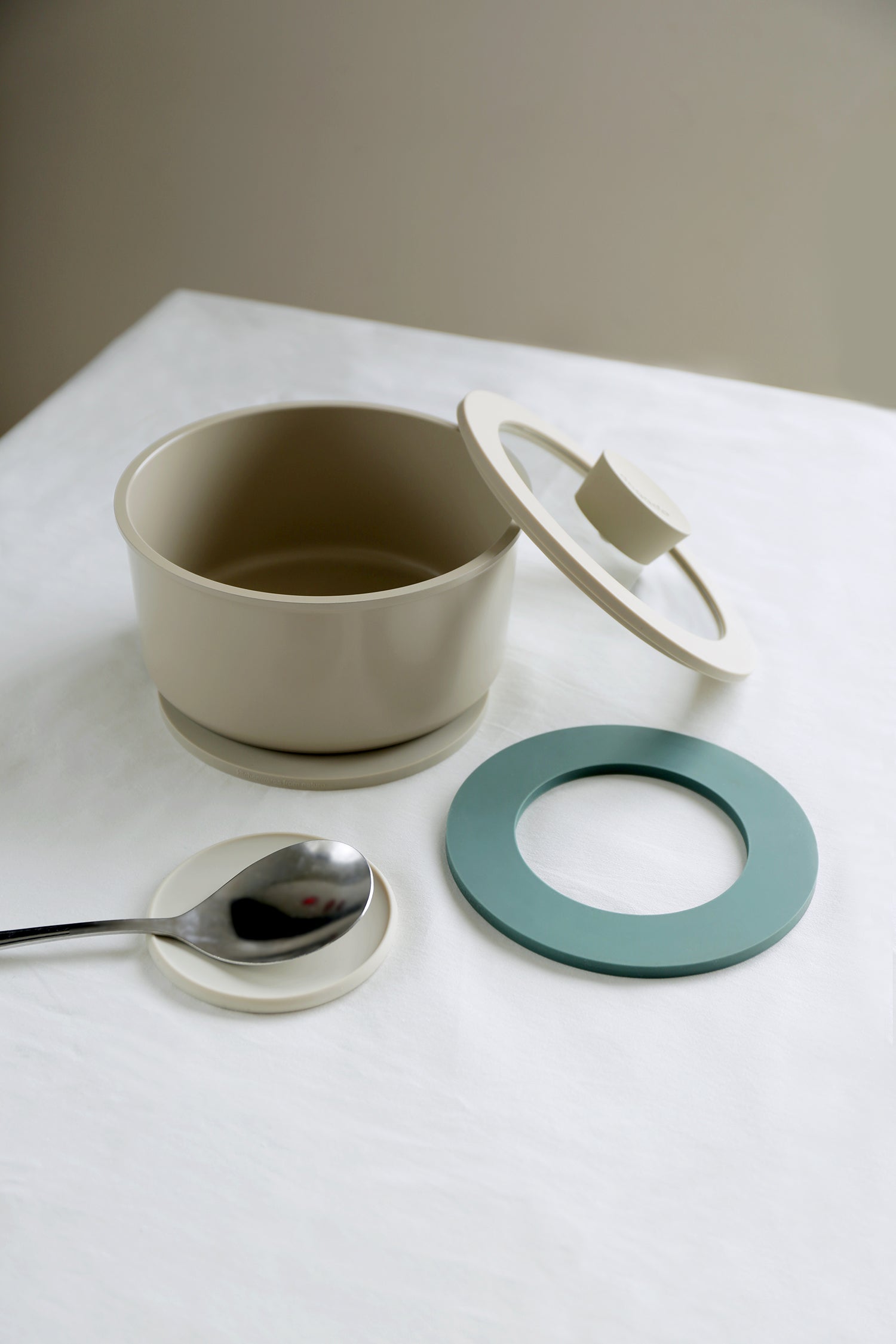 dogado Silicone Pan Mat - Mud Brown(JWAA-0110)