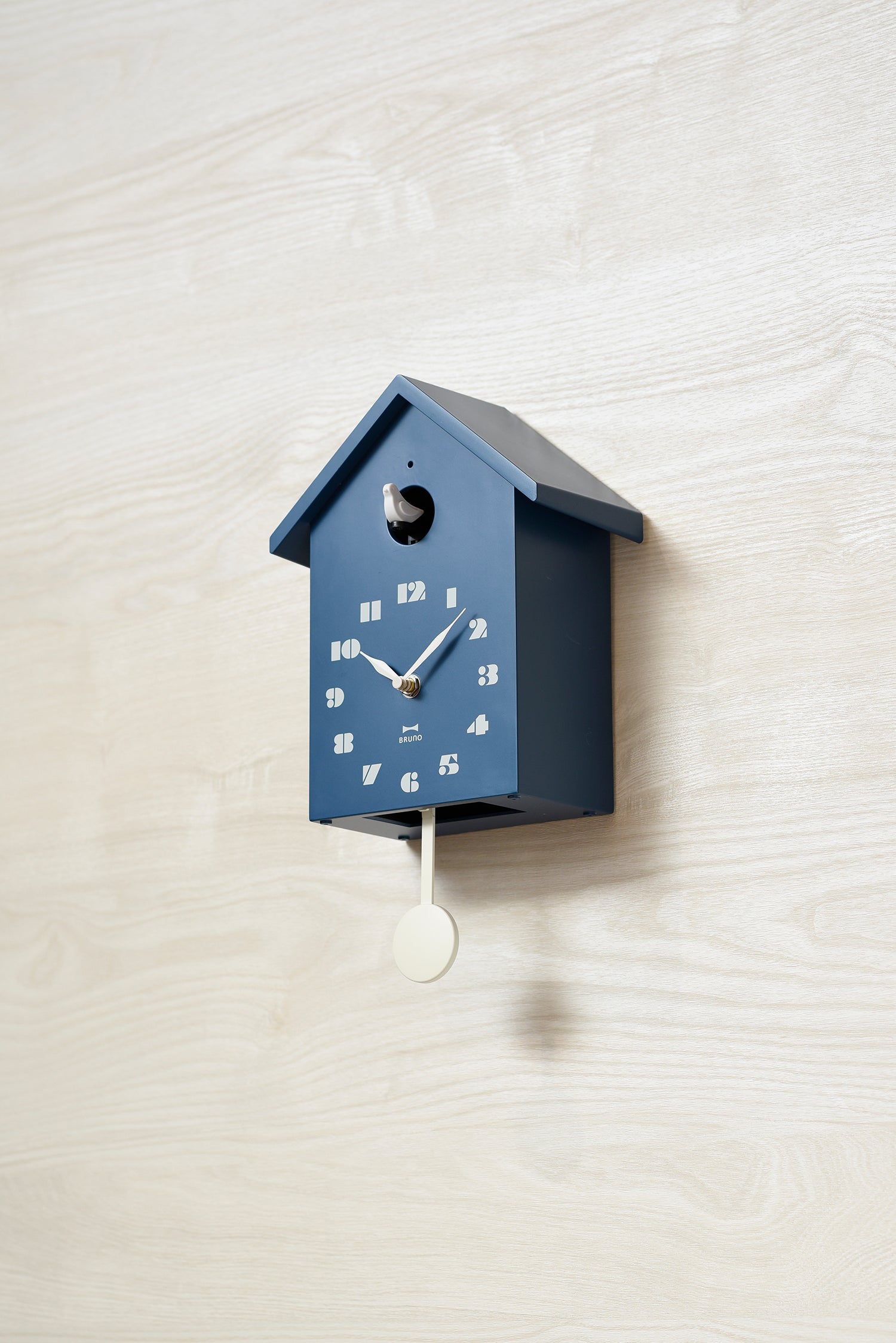 BRUNO Bird House Clock - Mint Green BCW047-MTGR